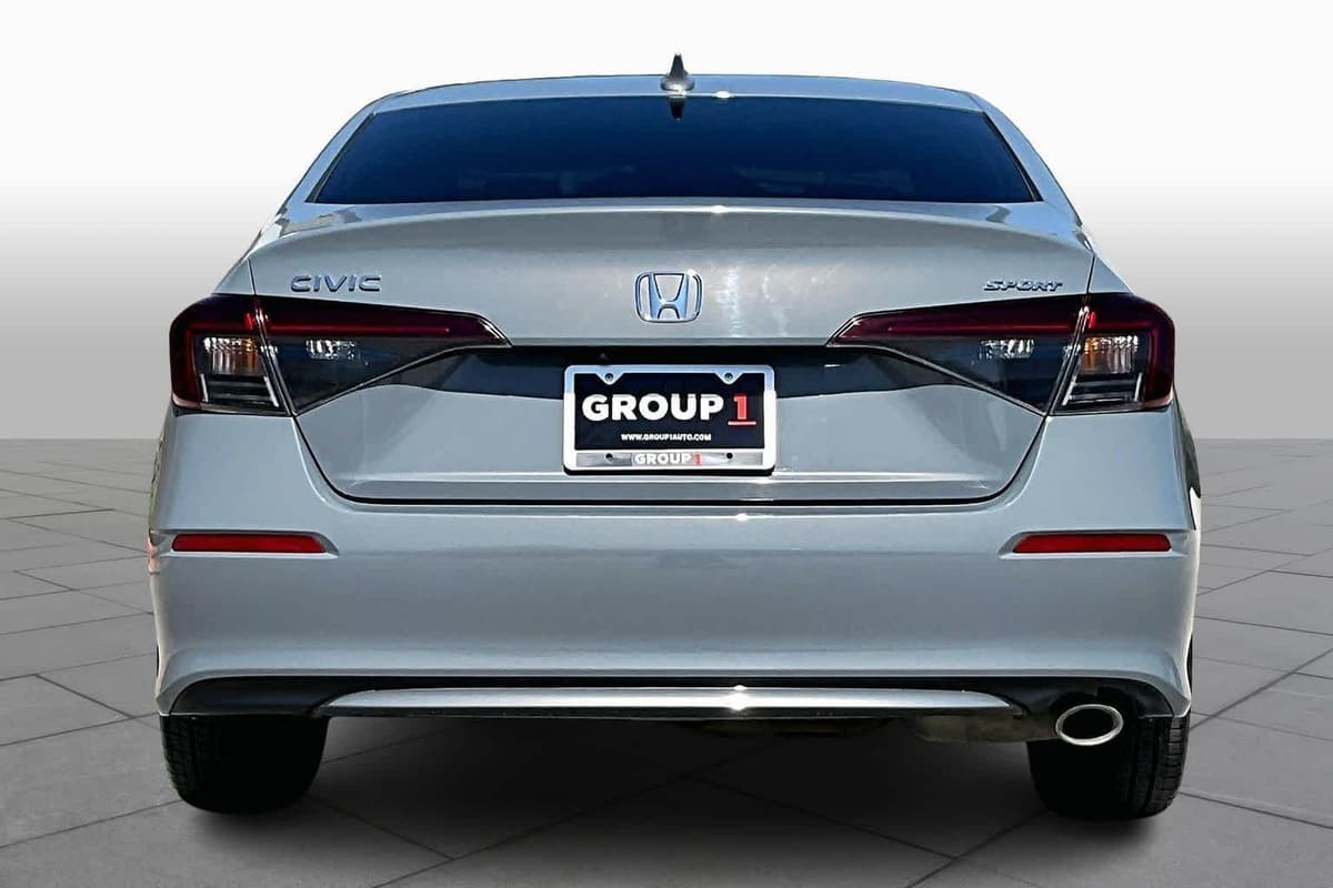 2025 Honda Civic - Image 5