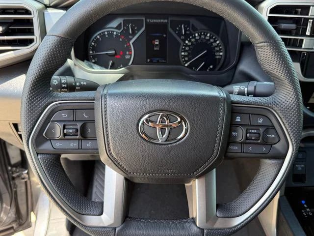 2025 Toyota Tundra - Image 38