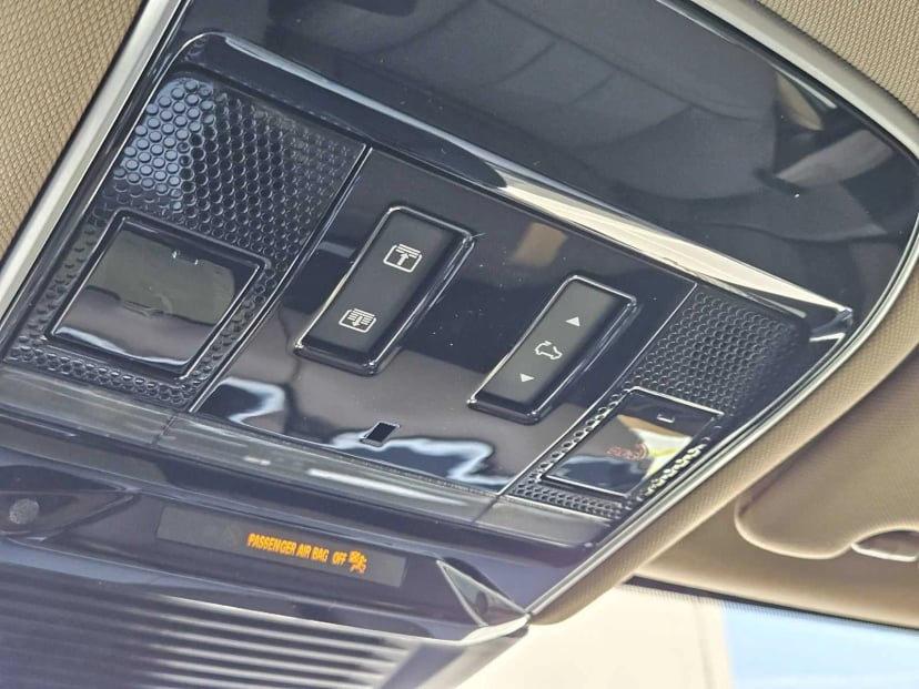2026 LAND ROVER Range Rover - Image 19