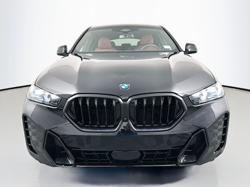 2027 BMW X6 - Image 2