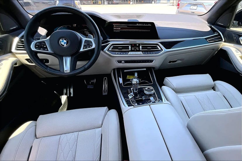 2020 BMW X7 - Image 12