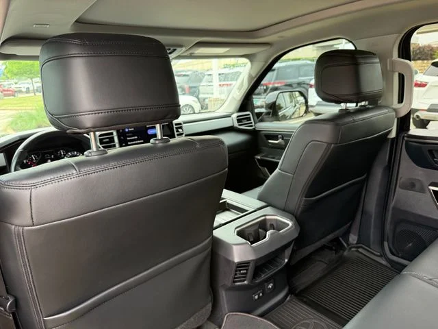 2023 Toyota Tundra - Image 28