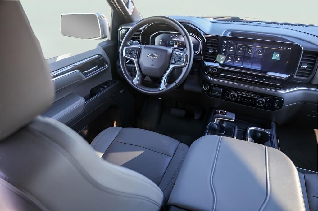 2023 Chevrolet Silverado 1500 - Image 29