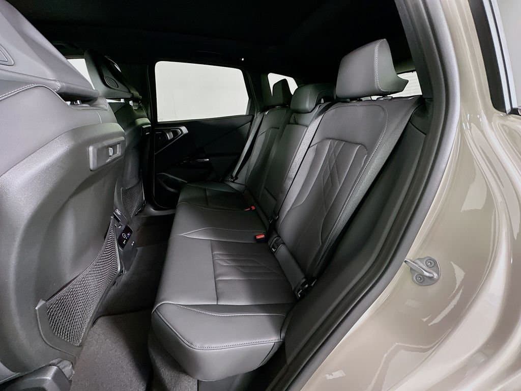 2026 BMW X3 - Image 17