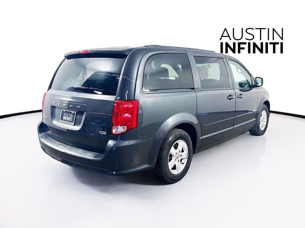 2012 DODGE Grand - Image 8