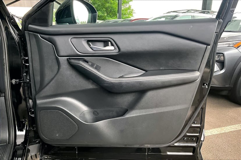 2024 Nissan Rogue - Image 22