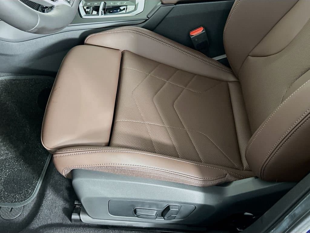 2026 BMW 2 Series - Image 21