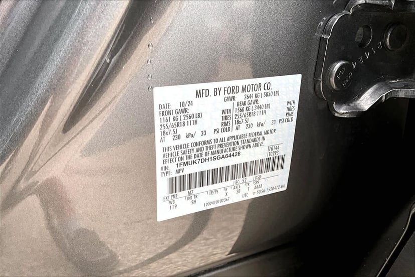 2025 Ford Explorer - Image 33