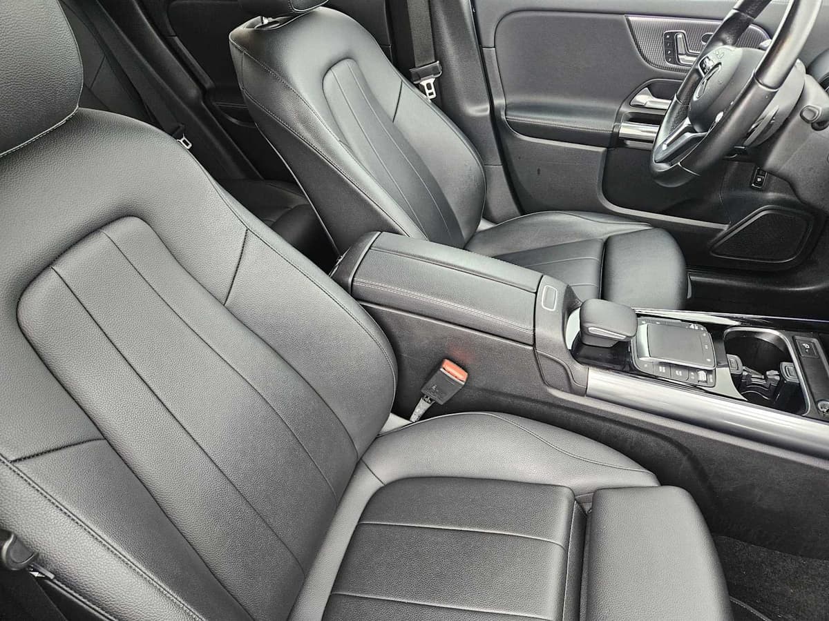 2021 Mercedes-Benz GLA 250 - Image 12