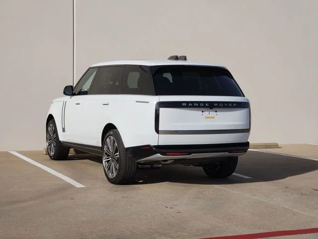 2026 Land Rover Range Rover - Image 3