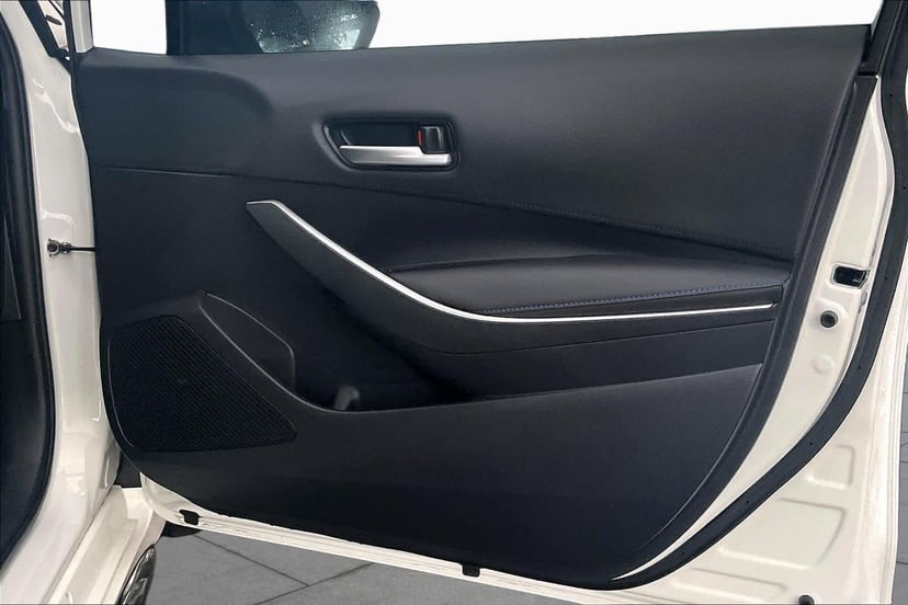 2020 Toyota Corolla - Image 23