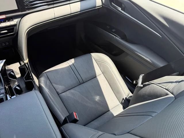 2026 Toyota Camry - Image 24