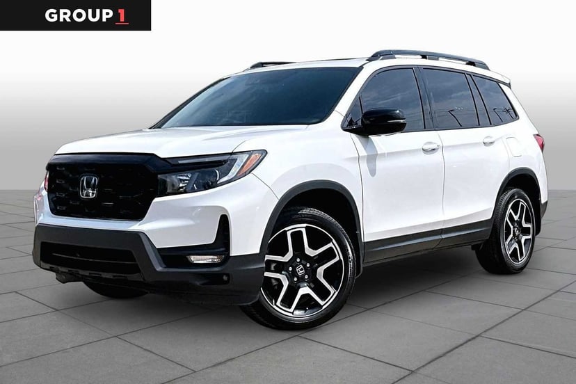 2023 Honda Passport - Image 1