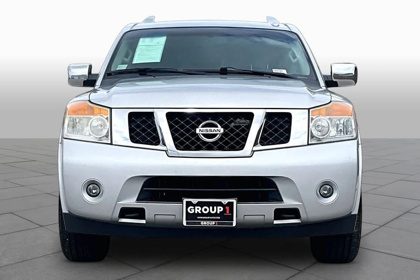 2015 Nissan Armada - Image 2