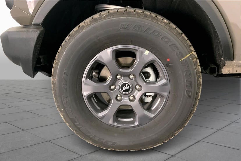 2026 Ford Bronco - Image 9