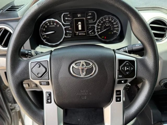 2021 Toyota Tundra - Image 12