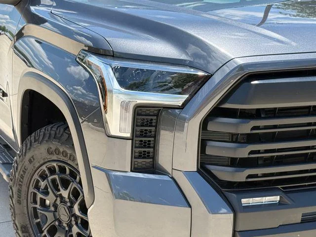 2025 Toyota Tundra - Image 31
