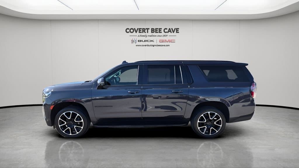 2022 Chevrolet Suburban - Image 5