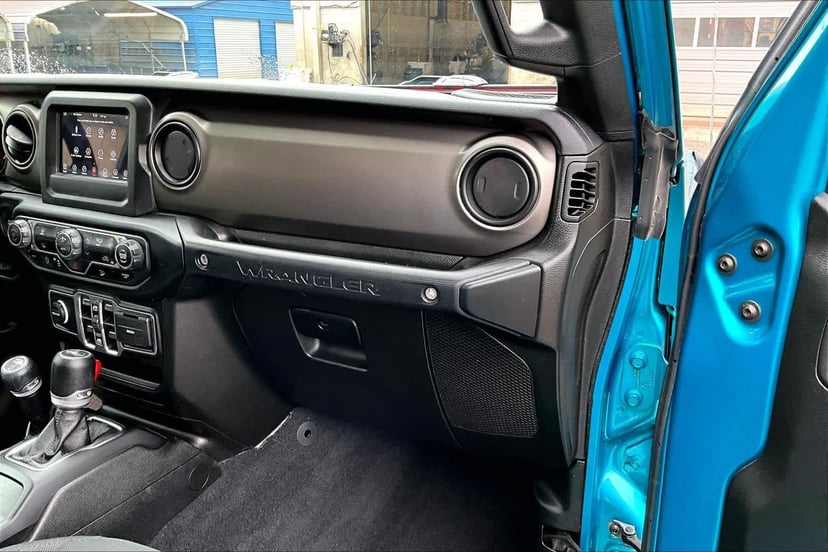 2020 Jeep Wrangler Unlimited - Image 18