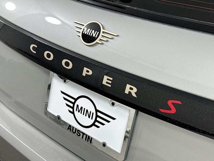 2026 MINI 2 Door - Image 20