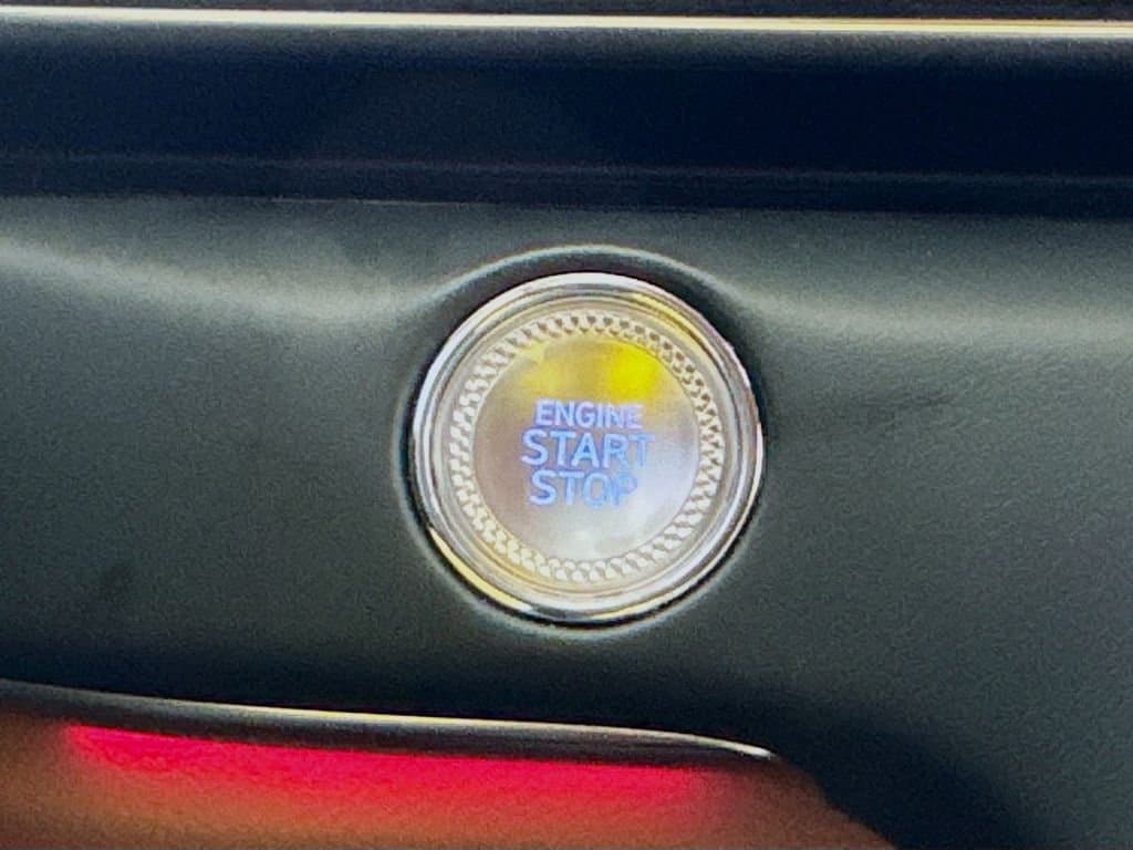 2025 GENESIS GV80 - Image 20