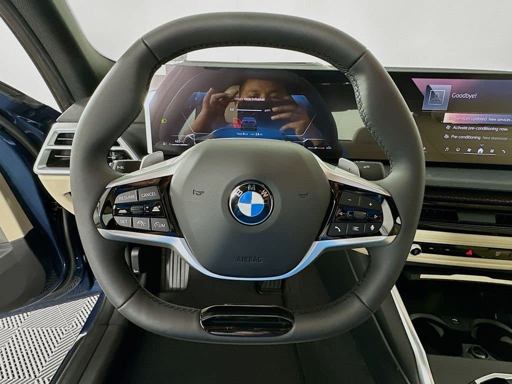 2026 BMW 3 Series - Image 10