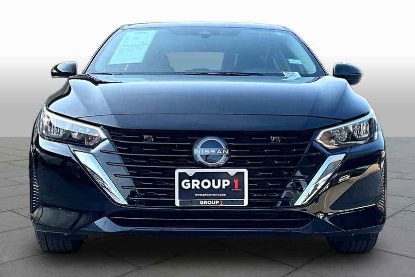 2025 Nissan Sentra - Image 2