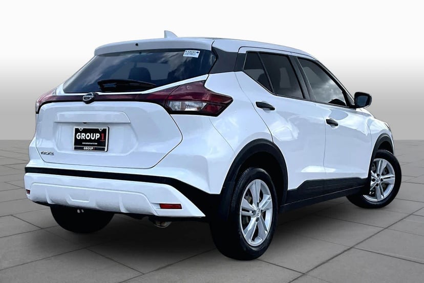 2023 Nissan Kicks - Image 13