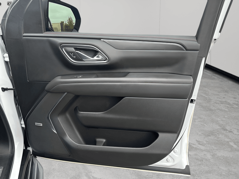 2023 Chevrolet Tahoe - Image 13