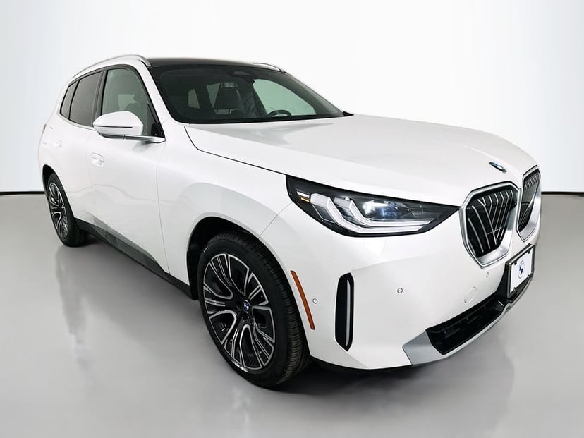 2025 BMW X3 - Image 3