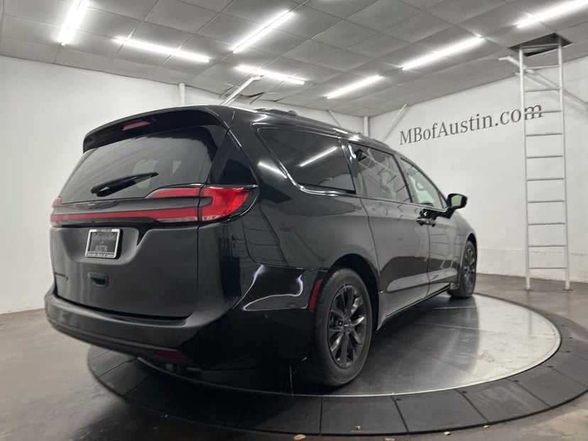 2021 Chrysler Pacifica - Image 7