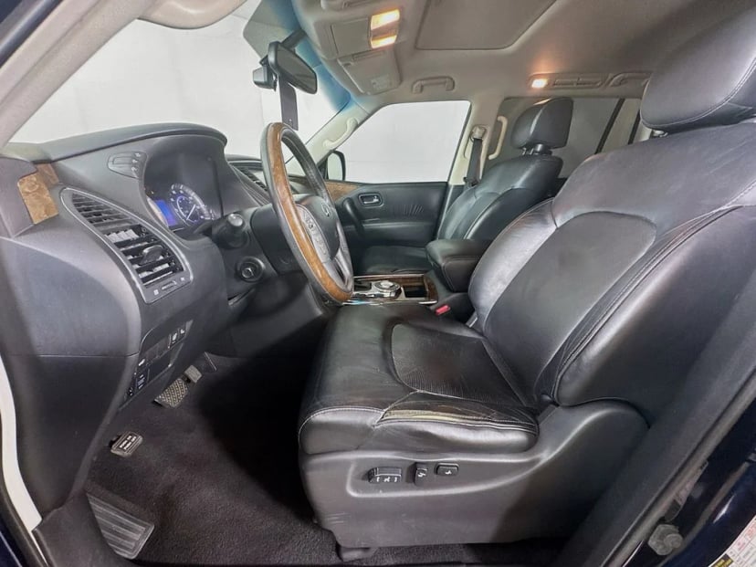 2015 INFINITI QX80 - Image 21