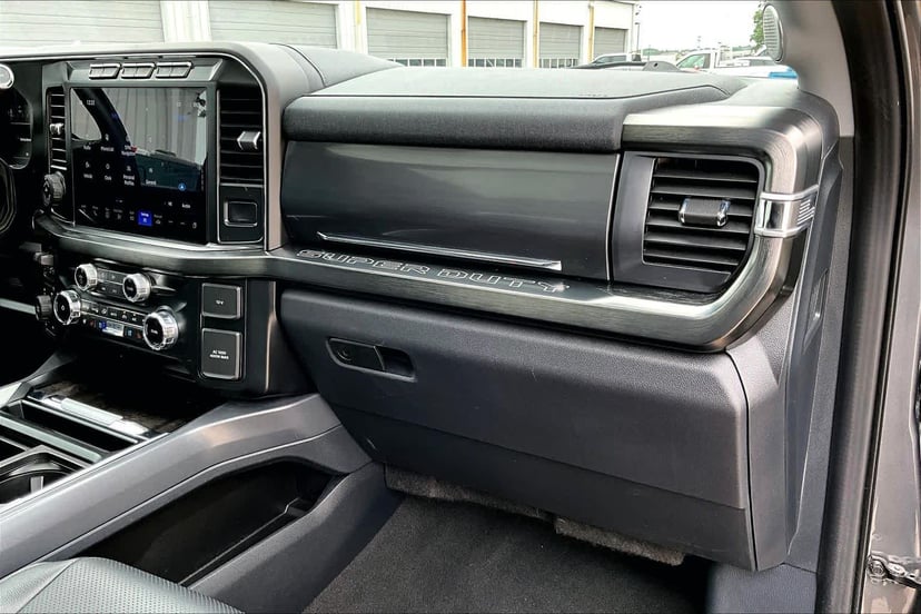 2024 Ford F-250 - Image 19