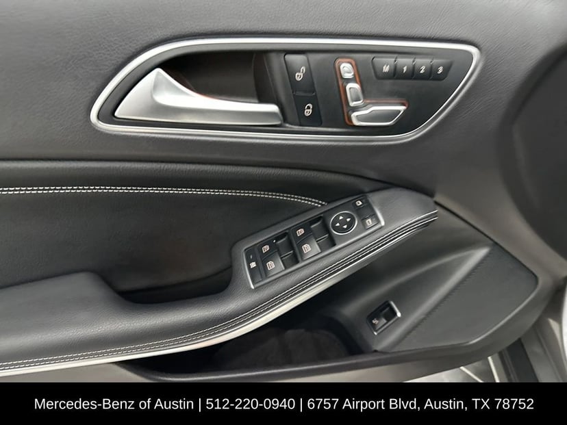 2020 Mercedes-Benz GLA - Image 15
