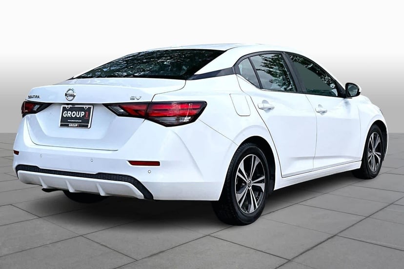 2022 Nissan Sentra - Image 13
