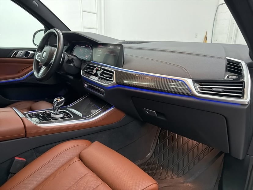 2023 BMW X5 - Image 29