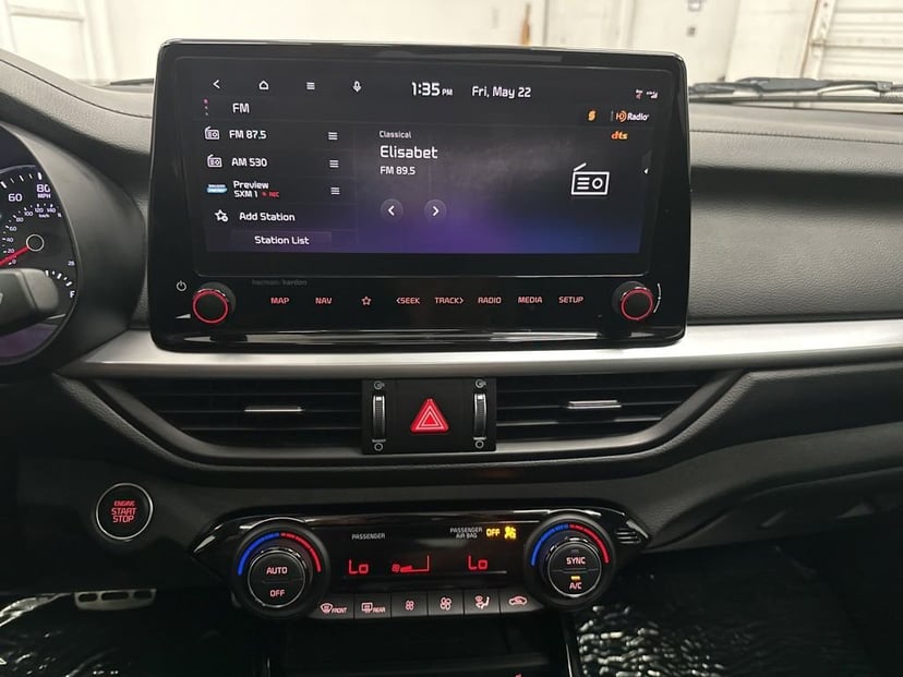 2024 Kia Forte - Image 19