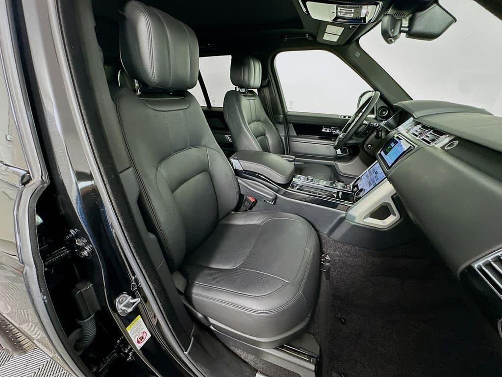 2018 Land Rover Range Rover - Image 29