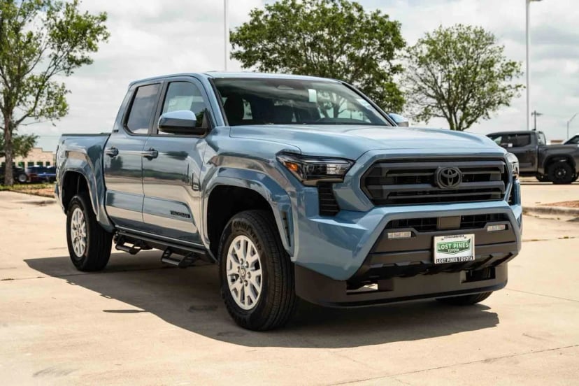 2026 Toyota Tacoma - Image 4