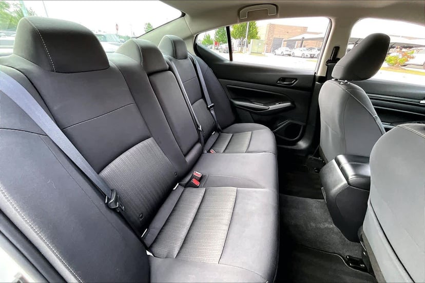 2025 Nissan Altima - Image 20