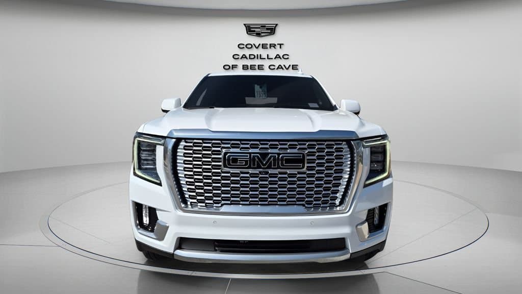 2022 GMC Yukon - Image 2