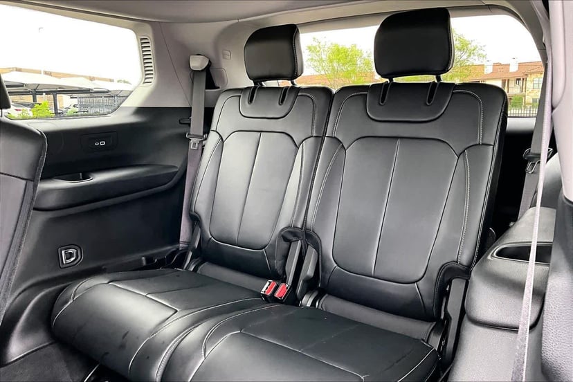 2022 Jeep Grand Cherokee L - Image 35