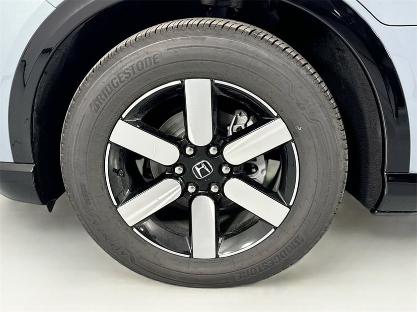 2026 Honda Prologue - Image 13