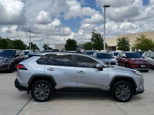 2024 Toyota RAV4 Hybrid - Image 4