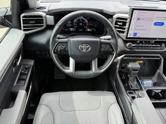 2023 Toyota Tundra Hybrid - Image 23