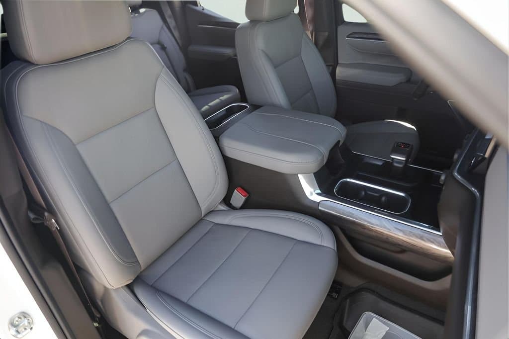 2026 Chevrolet Silverado 1500 - Image 33