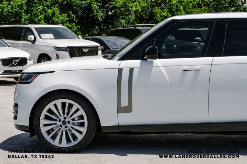2026 Land Rover Range Rover - Image 14