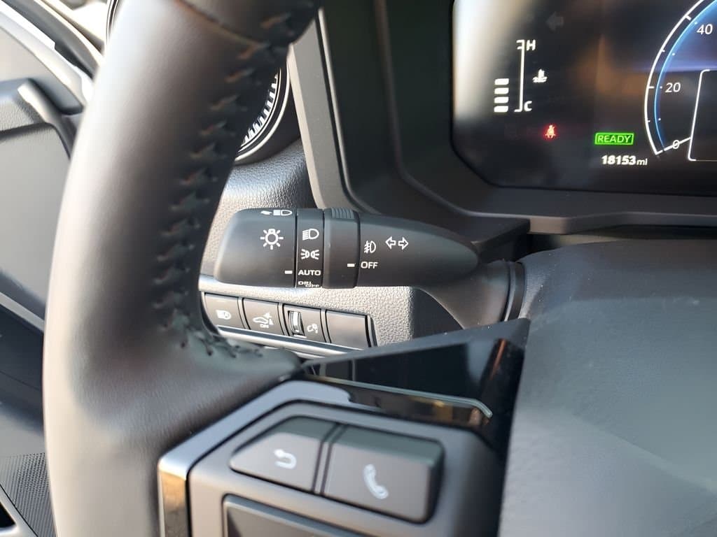 2025 Toyota Land Cruiser - Image 35