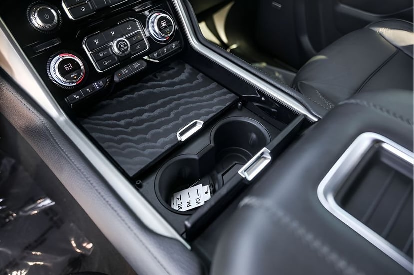 2022 GMC Yukon XL - Image 24