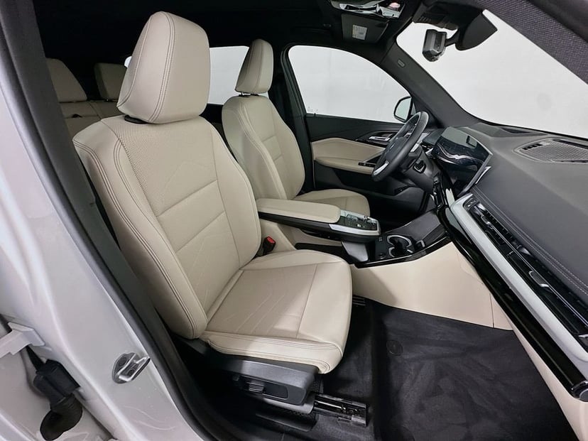 2023 BMW X1 - Image 29